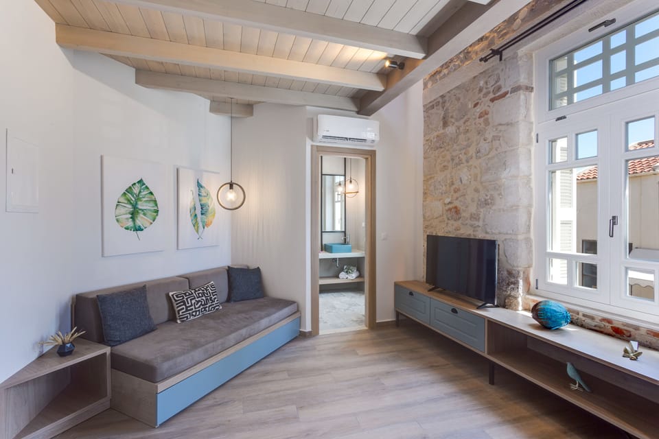 Suite, Terrace, Harbor View | Living room