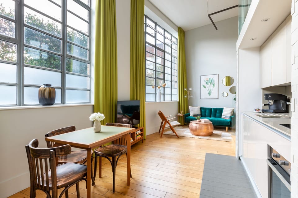 Signature Suite, 1 Bedroom | Hypo-allergenic bedding, in-room safe, individually furnished, desk