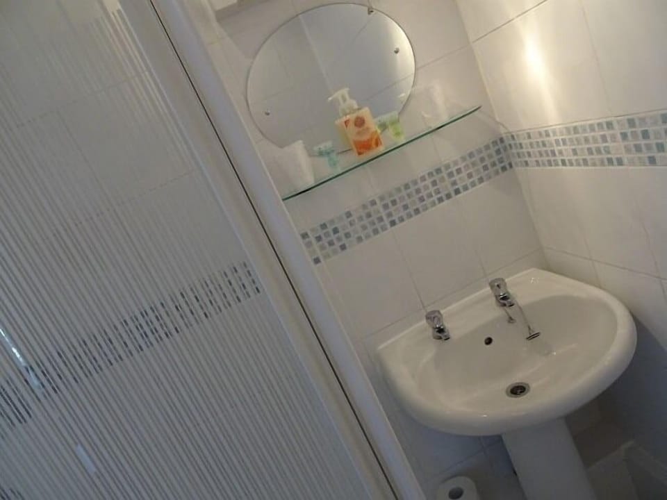 Triple Room, Ensuite | Bathroom