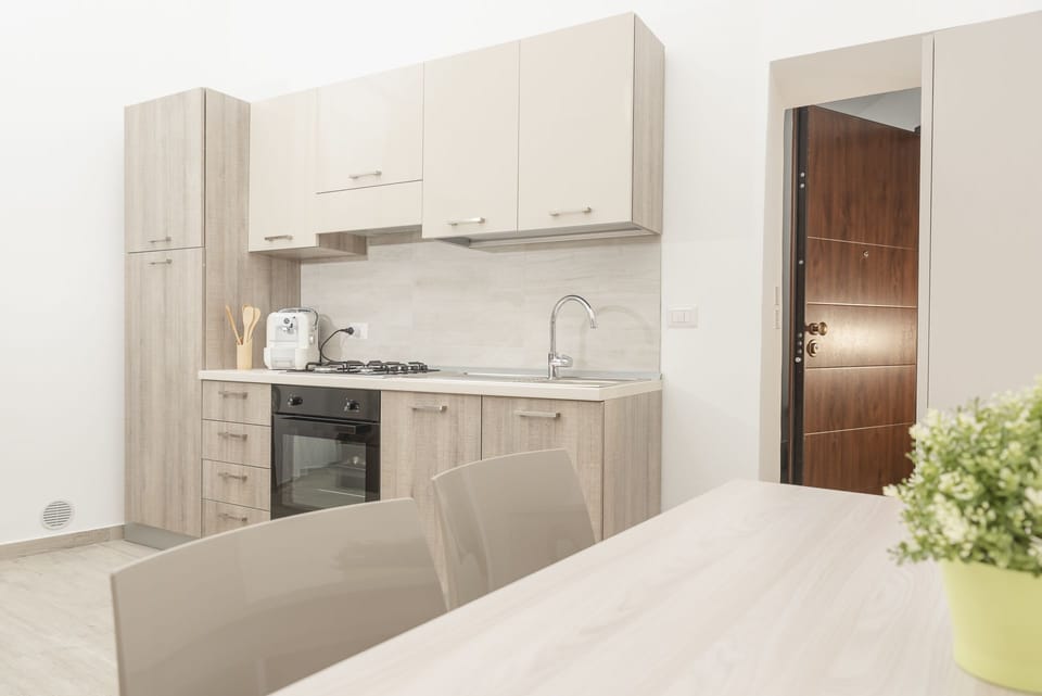 Comfort Double Room | Private kitchen | Electric kettle
