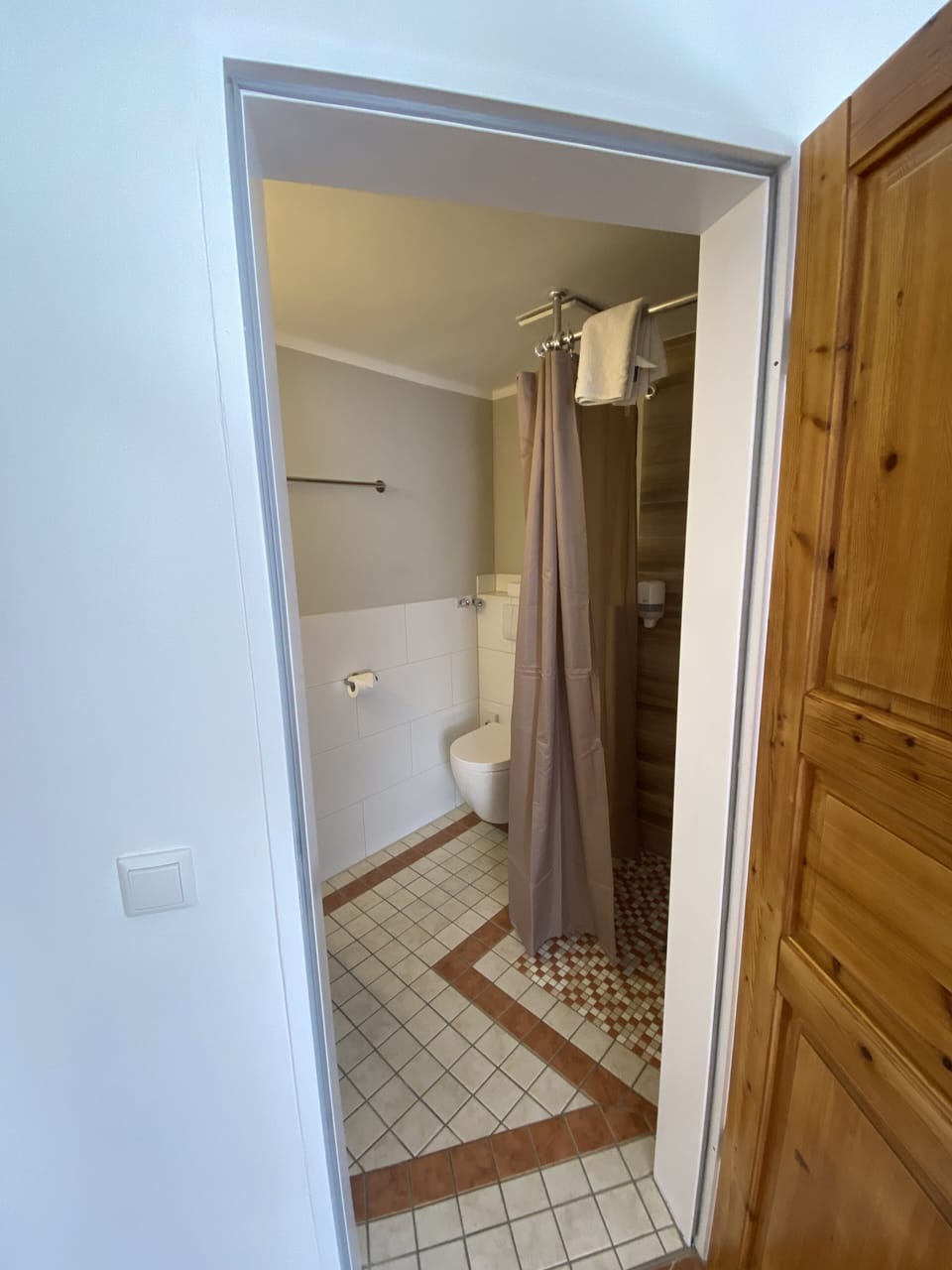 Quadruple Room, Multiple Beds | Bathroom | Shower, free toiletries, hair dryer, towels