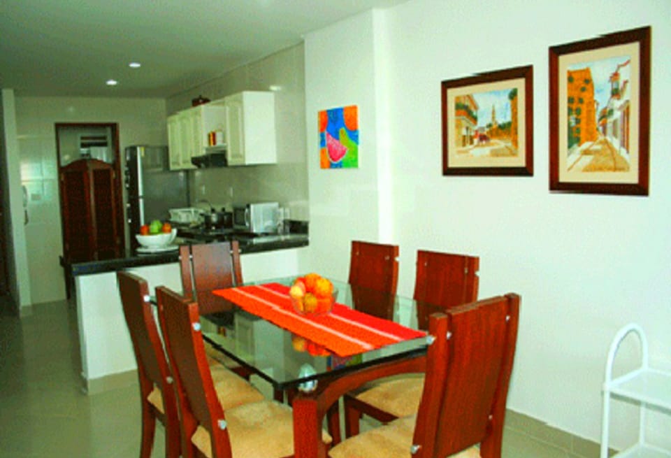 Family Apartment, 2 Double Beds, Non Smoking (008) | Private kitchen | Full-size fridge, microwave, stovetop, cookware/dishes/utensils