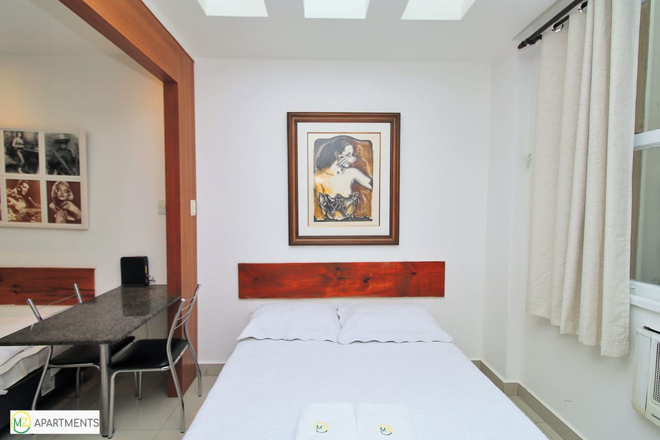 Studio, Multiple Beds, Non Smoking | Iron/ironing board, free WiFi, bed sheets