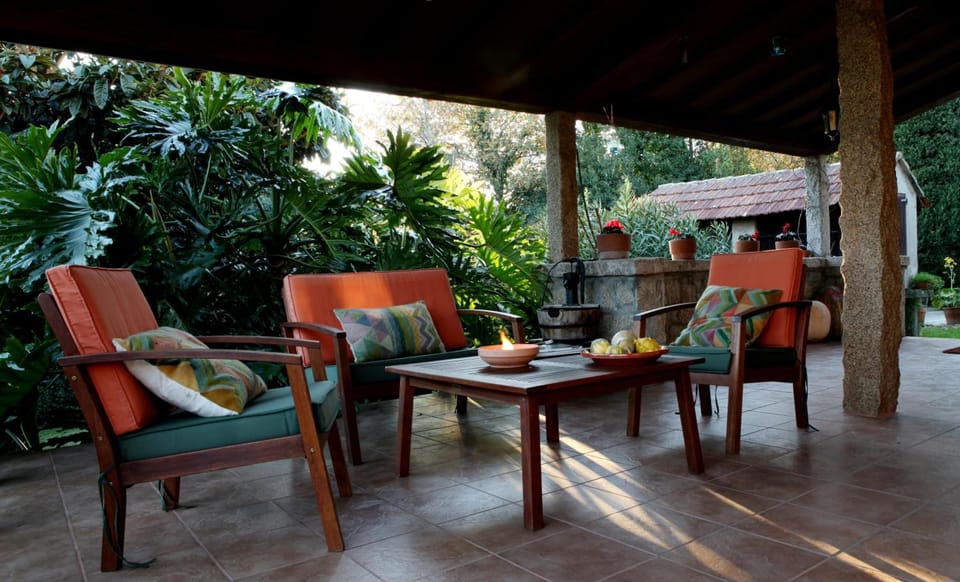 Casa O Fabal Bed and Breakfast in O Salnés