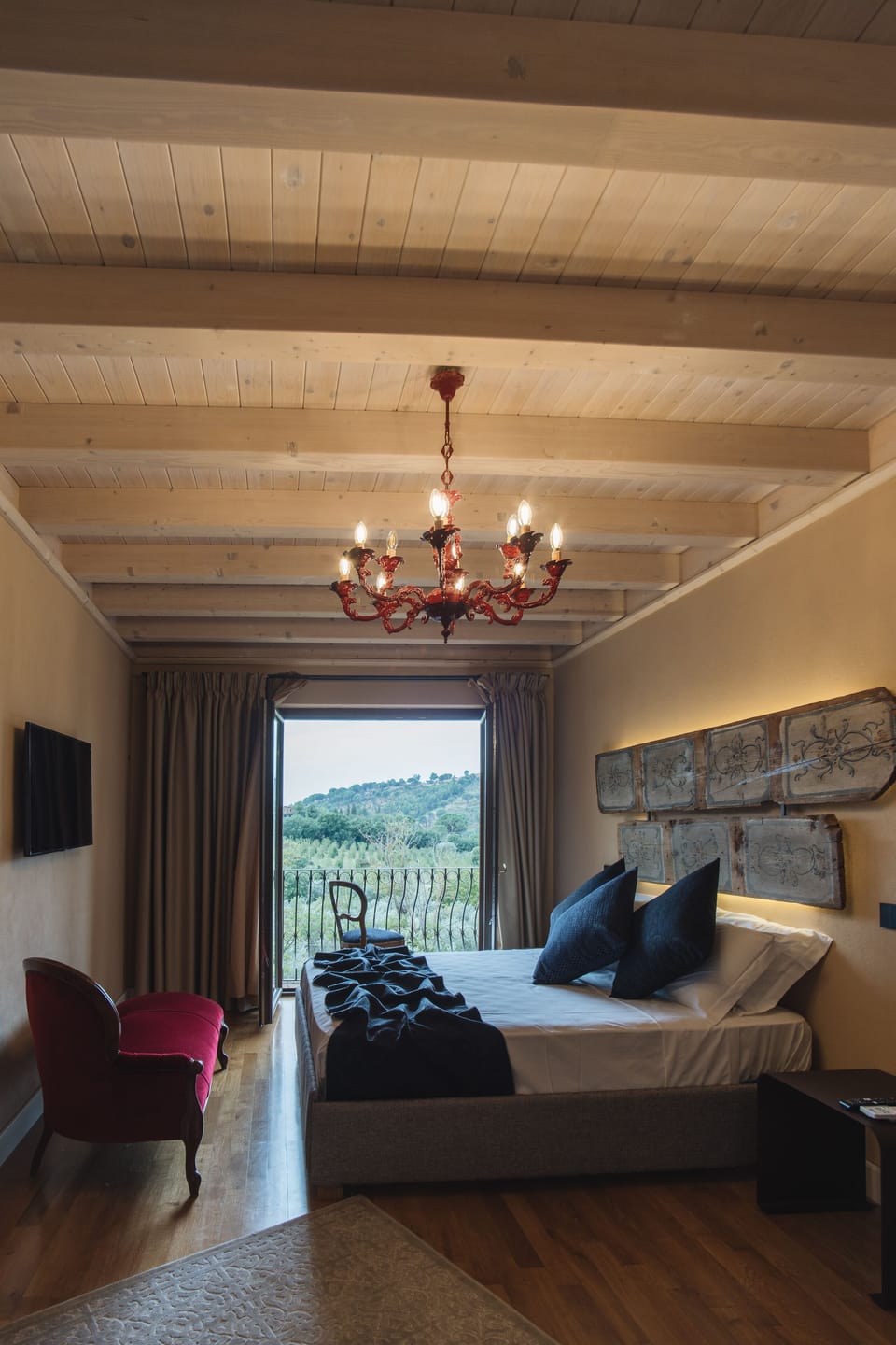 Deluxe Double Room | Premium bedding, down comforters, desk, laptop workspace