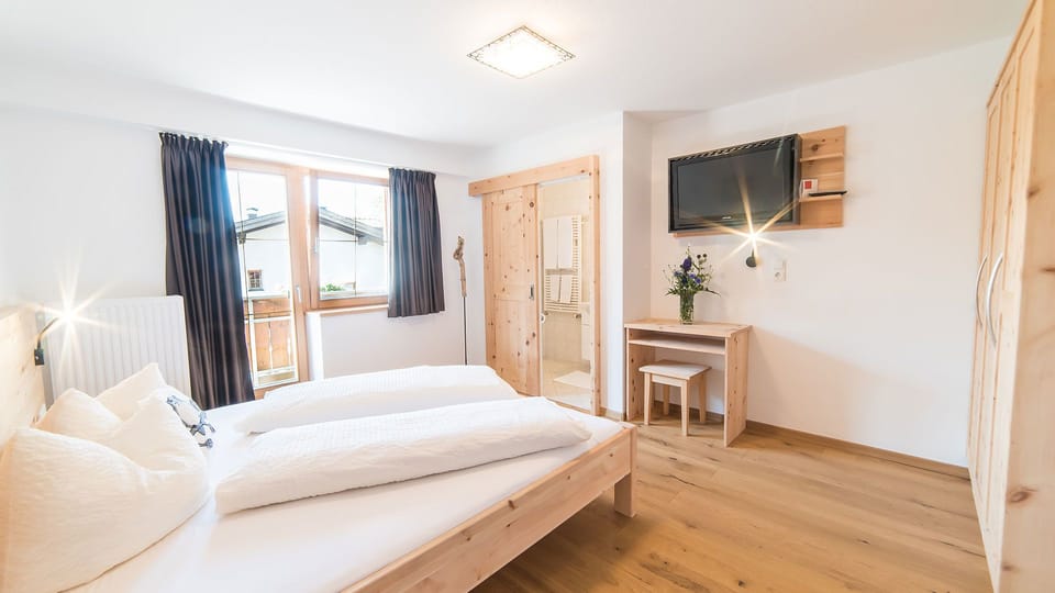 In-room safe, cribs/infant beds, free WiFi, bed sheets