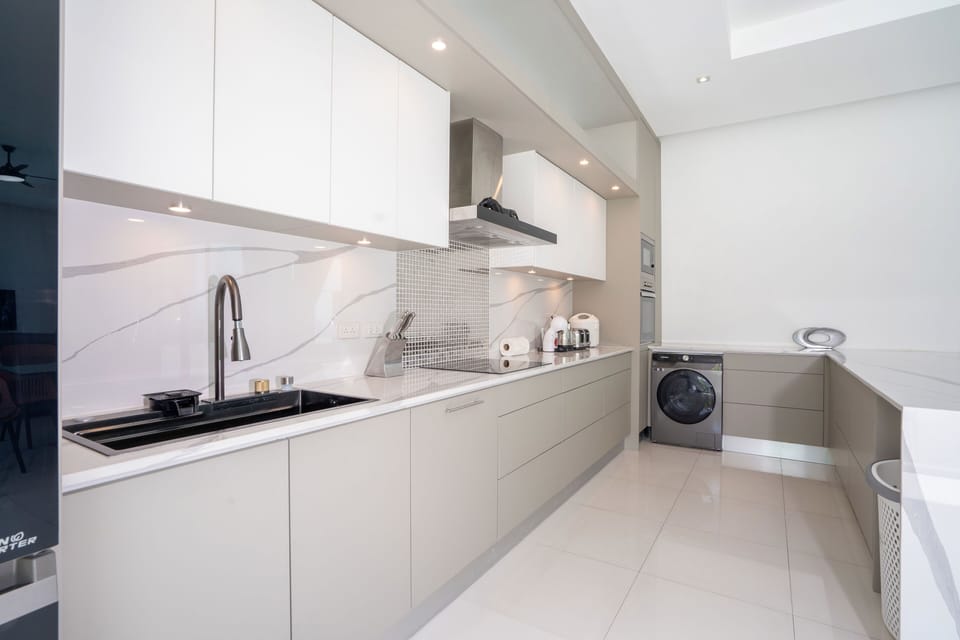 4-Bedroom Pool Villa | Private kitchen | Full-size fridge, microwave, oven, stovetop