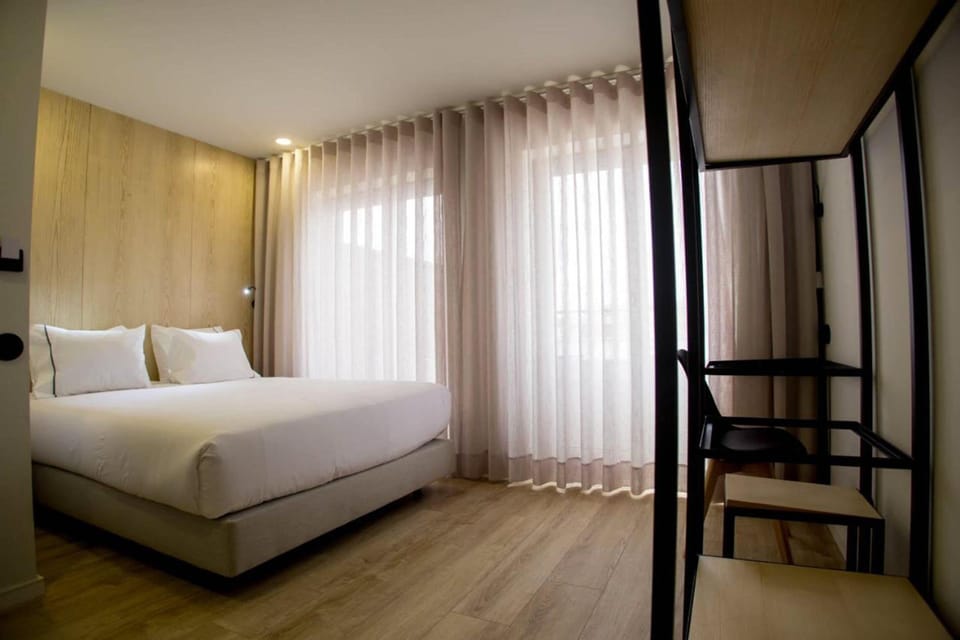 Double Room | In-room safe, desk, blackout drapes, soundproofing