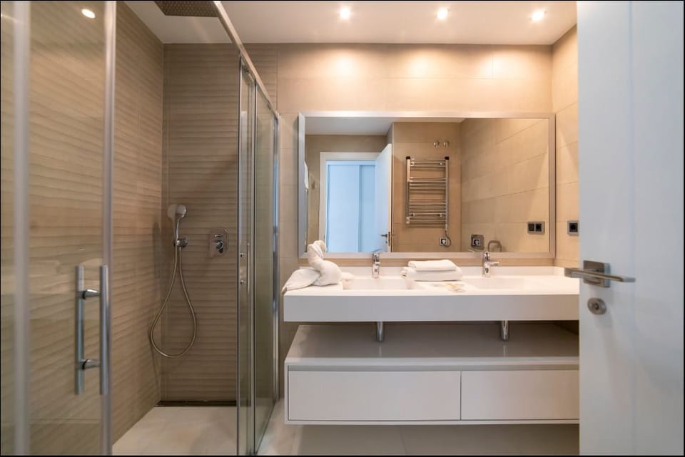 Duplex, Sea View | Bathroom | Towels