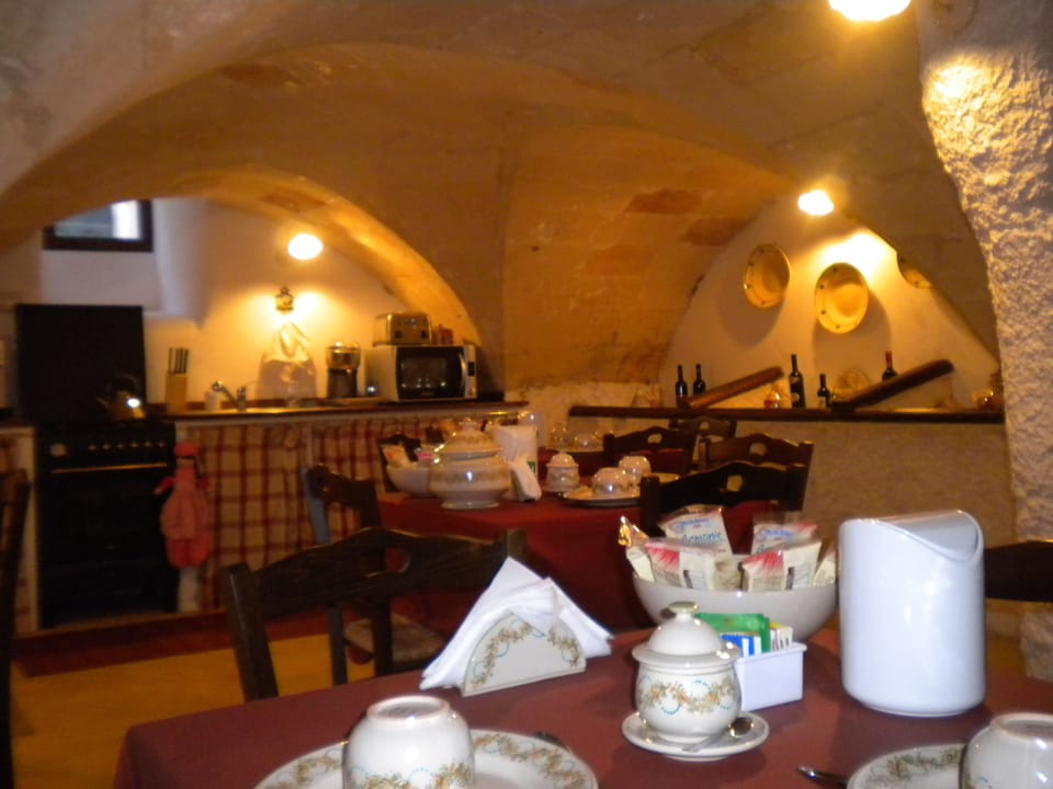 Free daily full breakfast