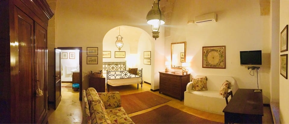Superior Quadruple Room | Minibar, in-room safe, desk, iron/ironing board (on request)