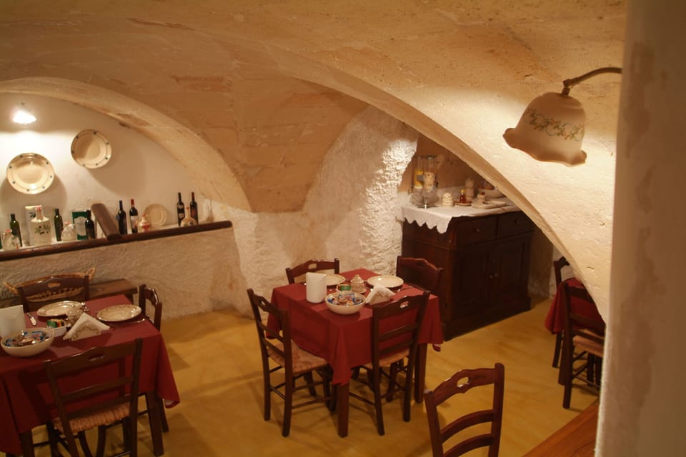 Free daily full breakfast