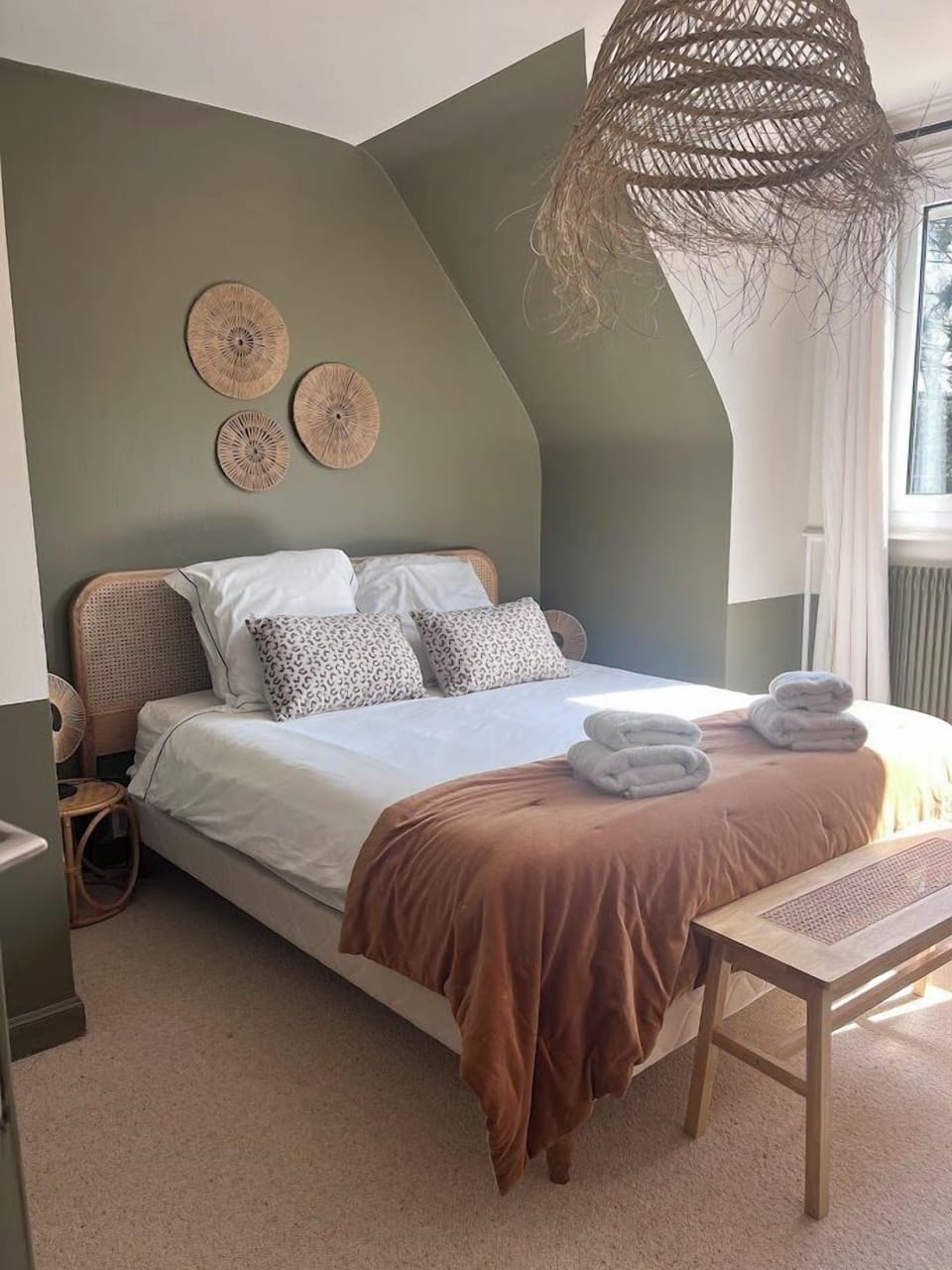 Double Room, 1 Double Bed, Non Smoking | Iron/ironing board, free cribs/infant beds, free WiFi, bed sheets