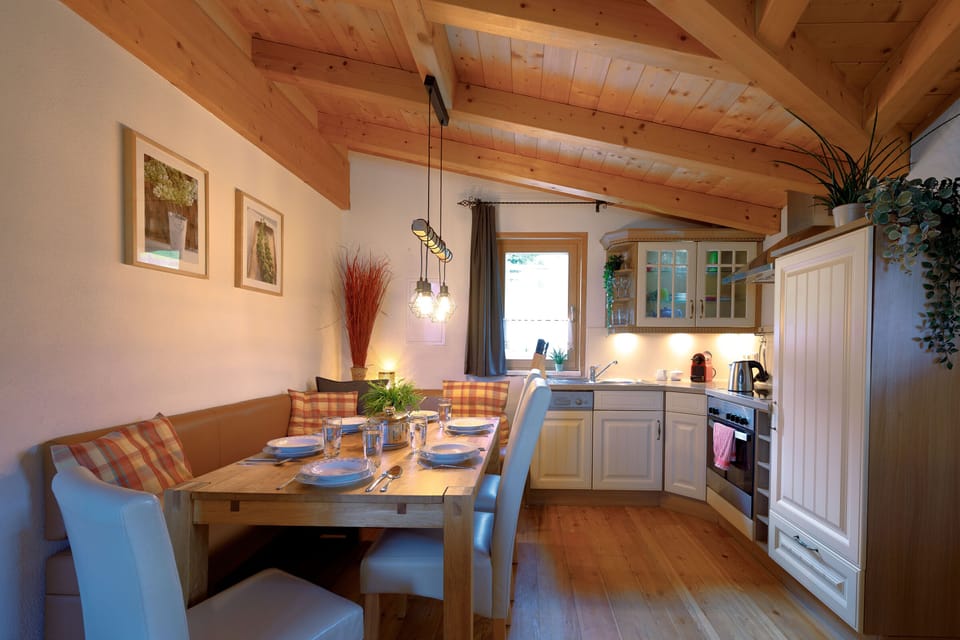 Apartment, 2 Bedrooms (Edelweiss, incl. 75 EUR Cleaning Fee) | Private kitchen | Fridge, electric kettle