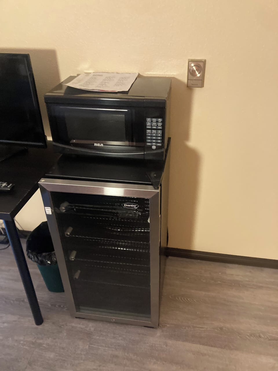 Economy Room | WiFi (free), bed sheets