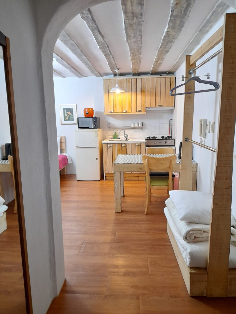 Honeymoon Mountain - No extra futon for child of 6 years old and younger | Private kitchen | Fridge, stovetop, electric kettle, rice cooker