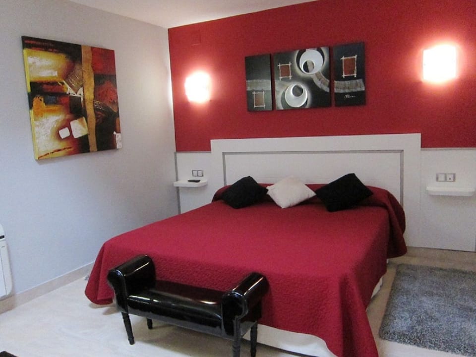 Single Room | Free WiFi, bed sheets, wheelchair access