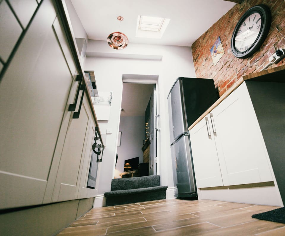 Signature Apartment, Multiple Beds, Non Smoking | Private kitchen | Fridge, microwave, stovetop, dishwasher