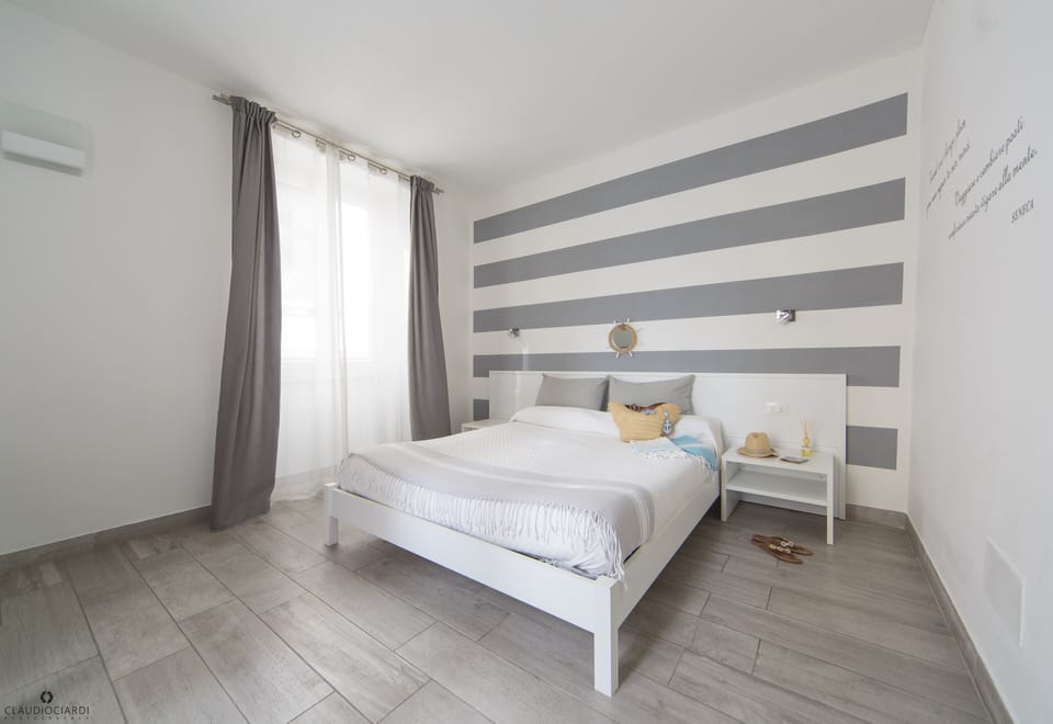 Superior Room, 1 Queen Bed, Non Smoking | Down comforters, in-room safe, individually decorated, desk