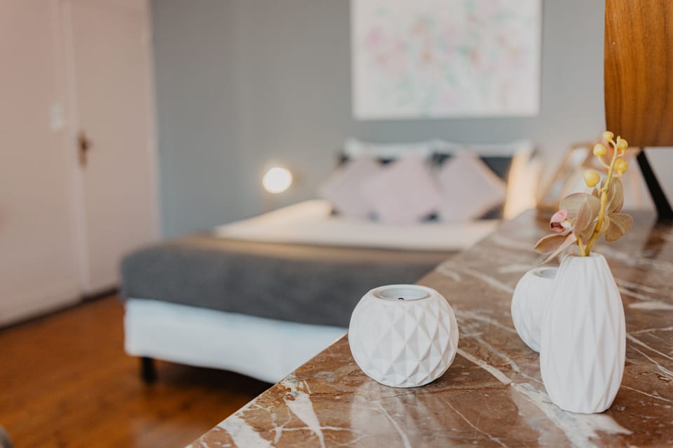 Superior Triple Room, Ensuite (DOUCEUR MEDOQUINE) | Premium bedding, pillowtop beds, free cribs/infant beds, free WiFi