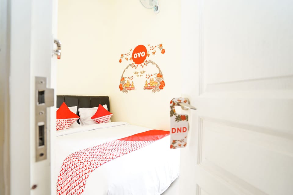 Standard Double Room | Desk, soundproofing, free WiFi, bed sheets