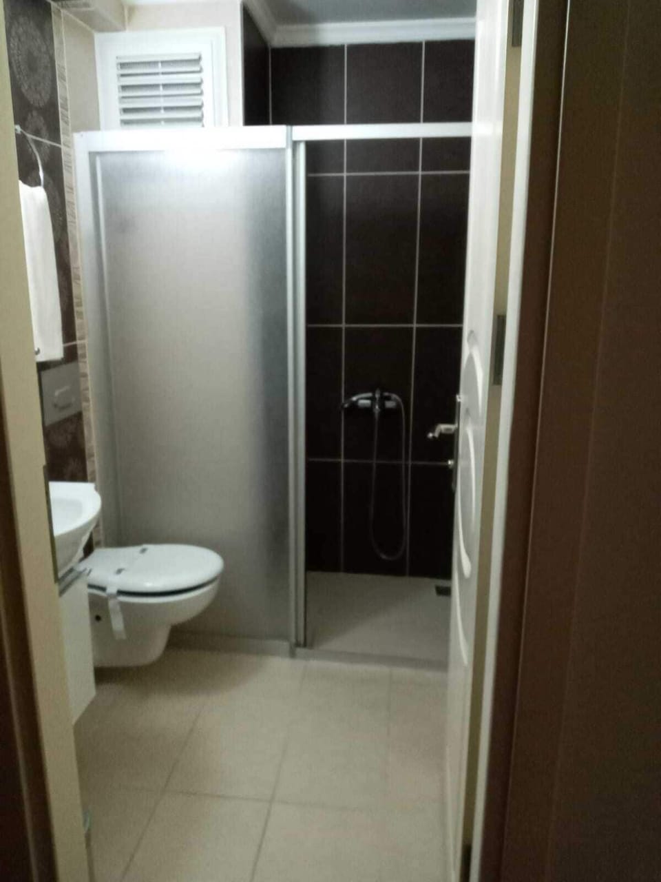 Bathroom shower