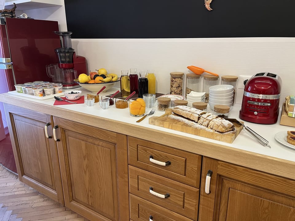 Free daily local cuisine breakfast