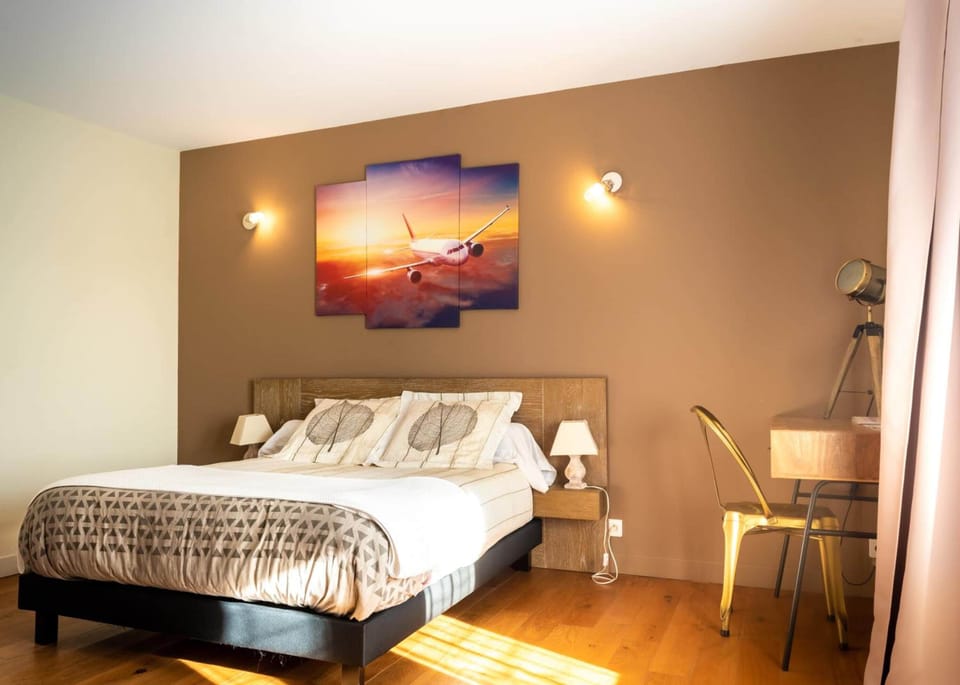 Double Room (Zen) | Premium bedding, down comforters, individually decorated