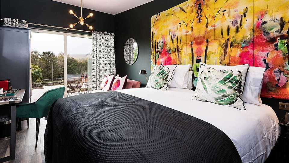 Design Room | Hypo-allergenic bedding, individually furnished, blackout drapes