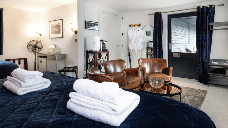 Family Room, 1 Bedroom | Hypo-allergenic bedding, individually furnished, blackout drapes