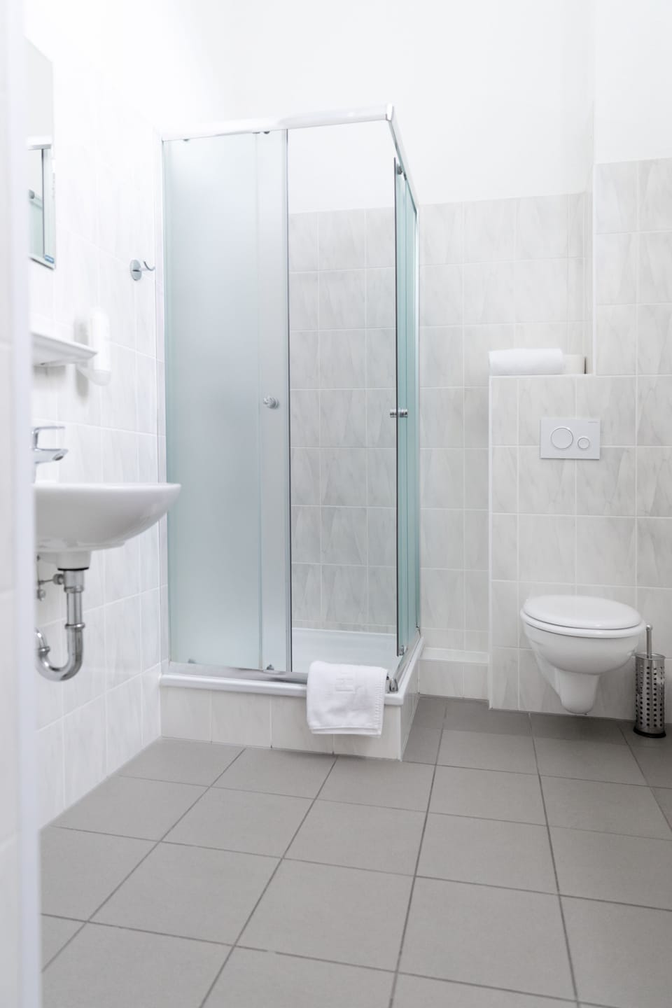 Bathroom shower