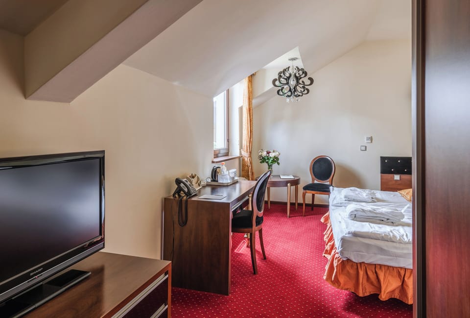 Superior Double Room | Premium bedding, minibar, in-room safe, individually decorated