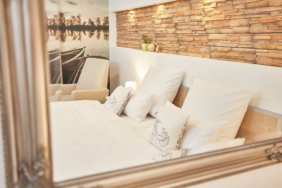 Standard Double Room | Minibar, in-room safe, individually decorated, individually furnished