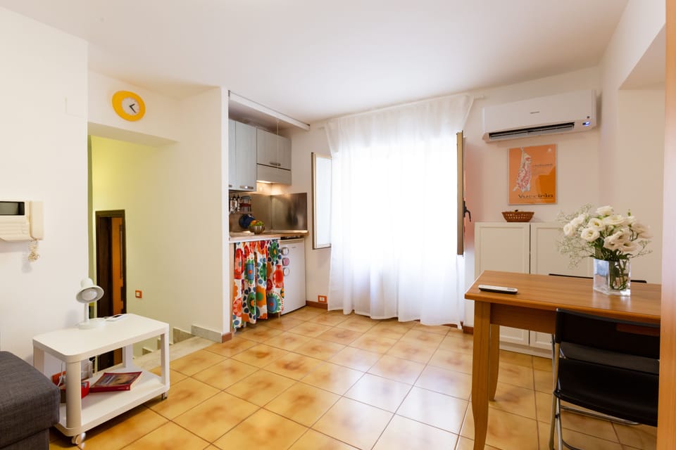 Studio | Living area
