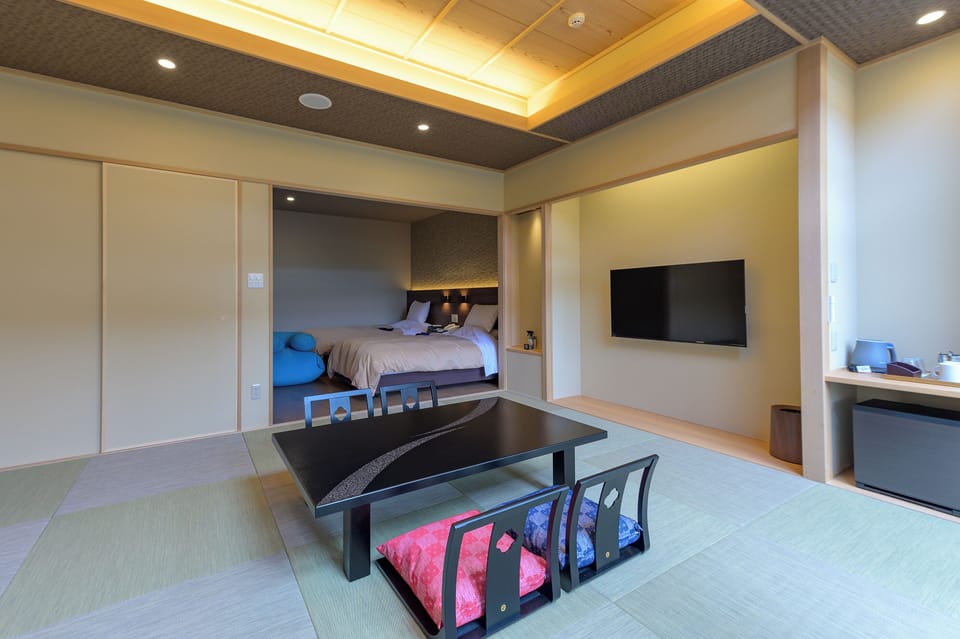 Japanese-Western Style Room NAYOTAKE with Open-Air Bath | In-room safe, desk, blackout drapes, iron/ironing board