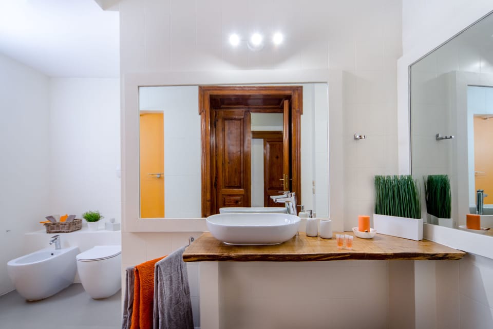 Apartment, 2 Bedrooms | Bathroom | Shower, rainfall showerhead, hair dryer, bidet