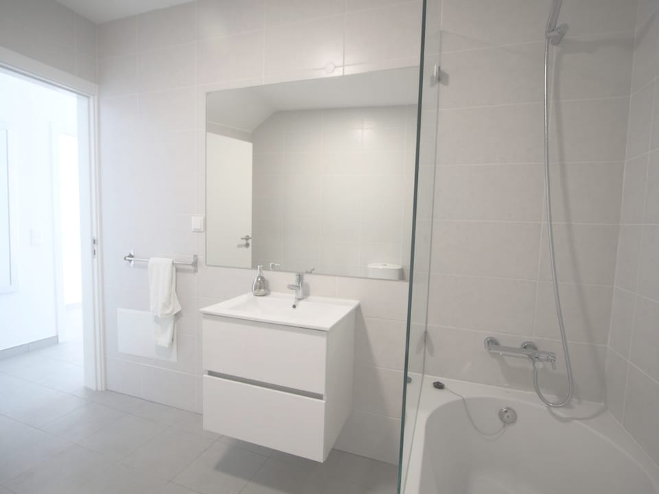 Suite, Private Bathroom (Suite 2) | Bathroom