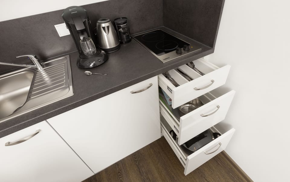 Comfort Single Apartment | Private kitchenette | Coffee/tea maker, fridge, microwave, stovetop