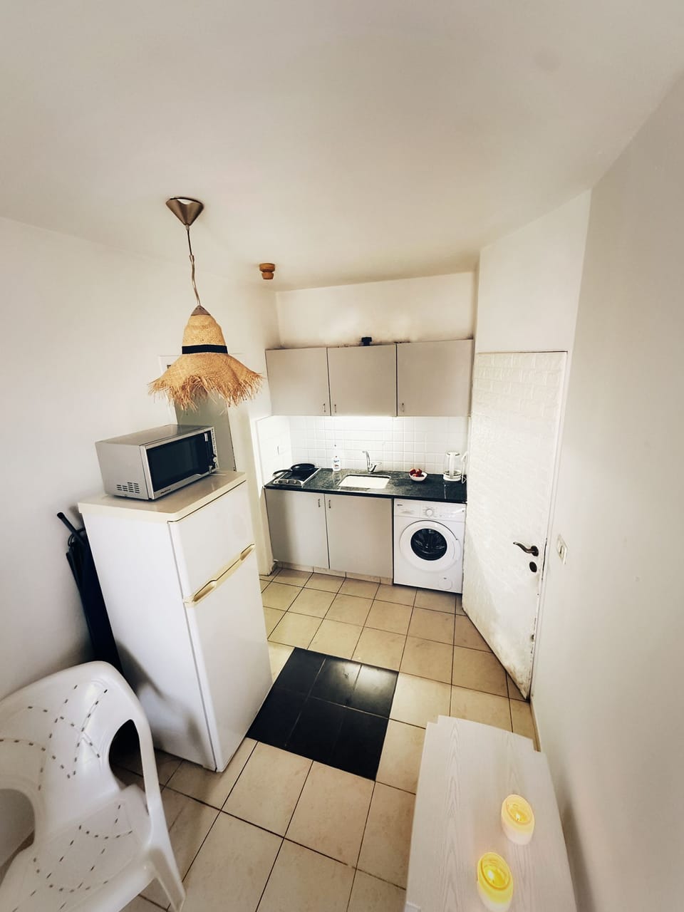Family Apartment, 1 Bedroom, City View | Private kitchen | Fridge, microwave, stovetop, coffee/tea maker