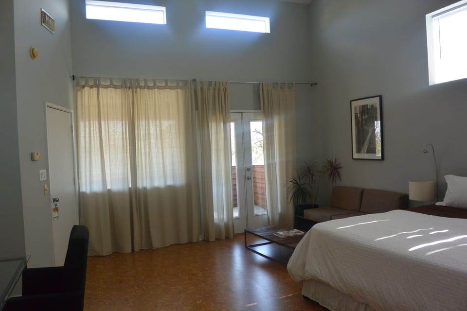 In-room safe, desk, iron/ironing board, free WiFi