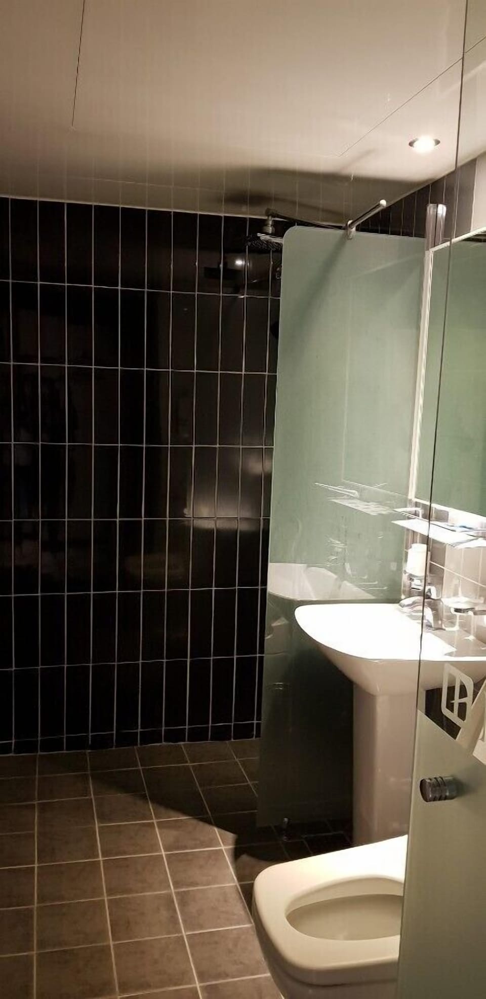 Standard Double Room | Bathroom | Free toiletries, hair dryer, bathrobes, slippers