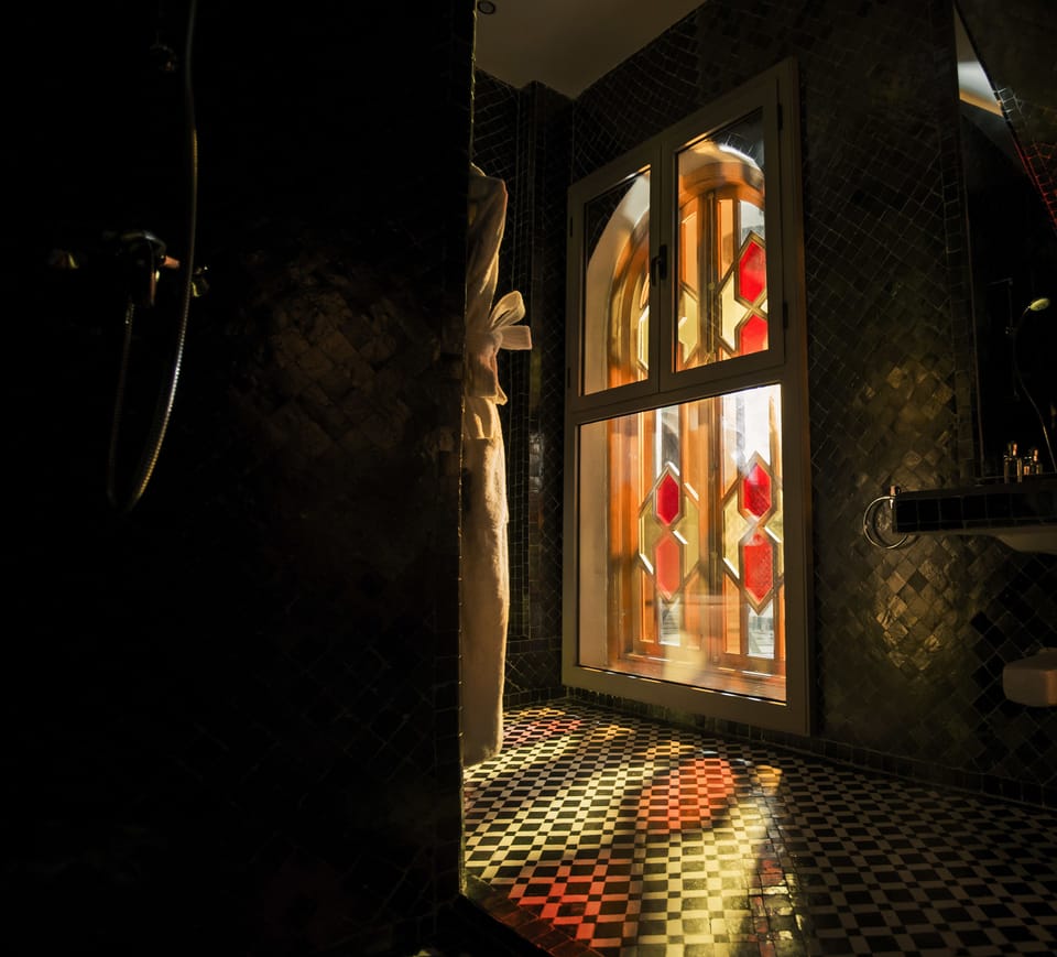 Junior Suite, Non Smoking | Bathroom | Separate tub and shower, free toiletries, hair dryer, bathrobes