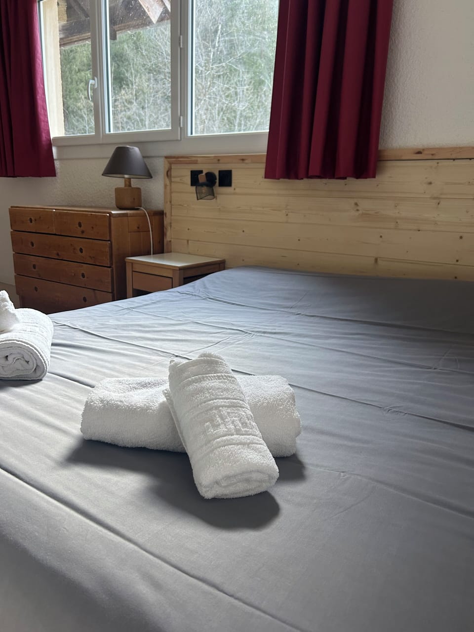 Apartment, 2 Bedrooms | Individually decorated, individually furnished, free cribs/infant beds
