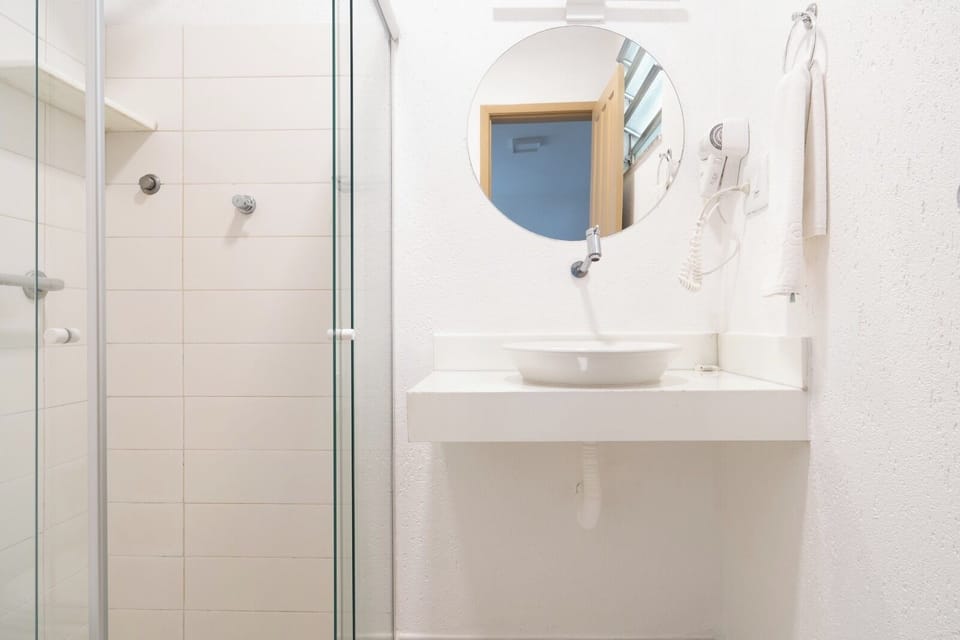 Premium bedding, minibar, desk, blackout drapes