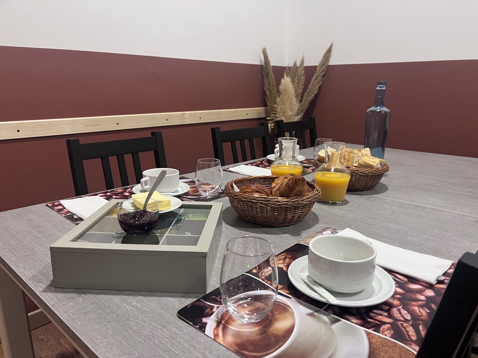 Daily local cuisine breakfast for a fee