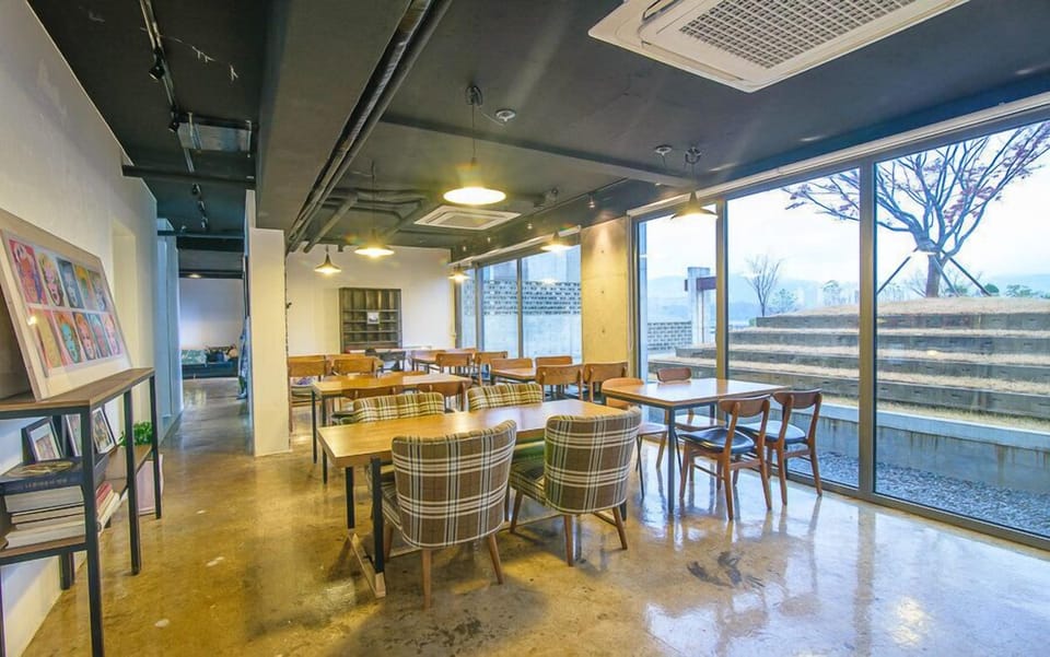 Cafe