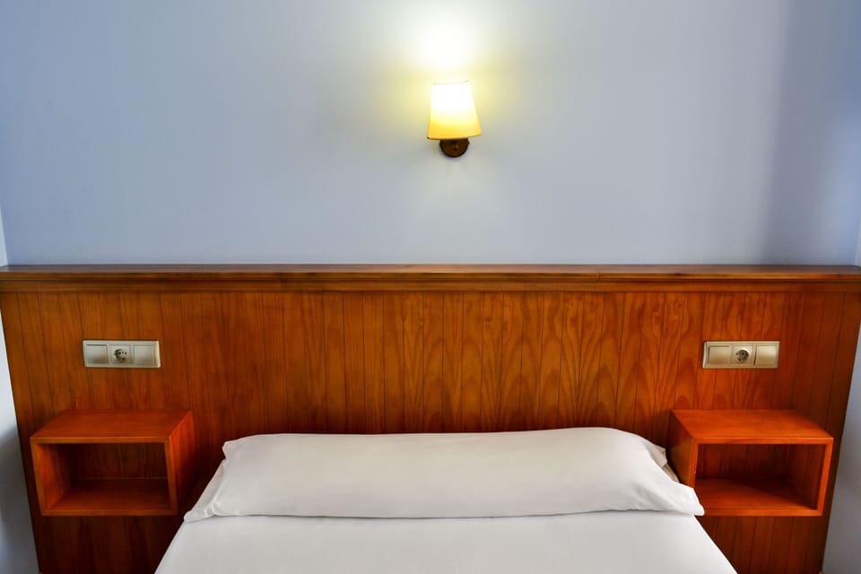 Double or Twin Room | Desk, free WiFi, bed sheets