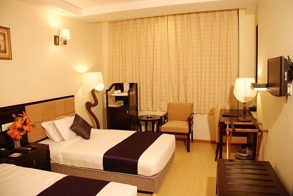 Minibar, in-room safe, iron/ironing board, rollaway beds