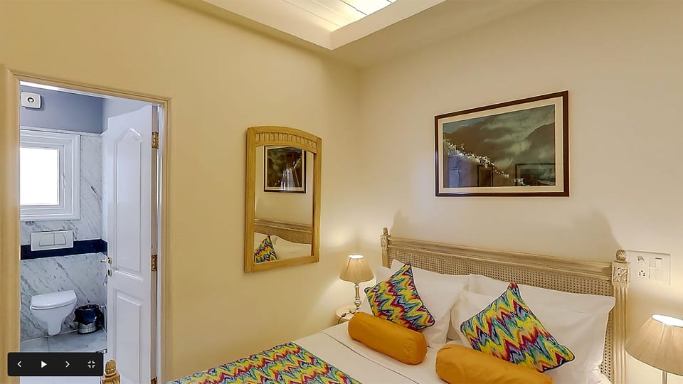 Deluxe Double Room | Premium bedding, down comforters, Select Comfort beds, in-room safe