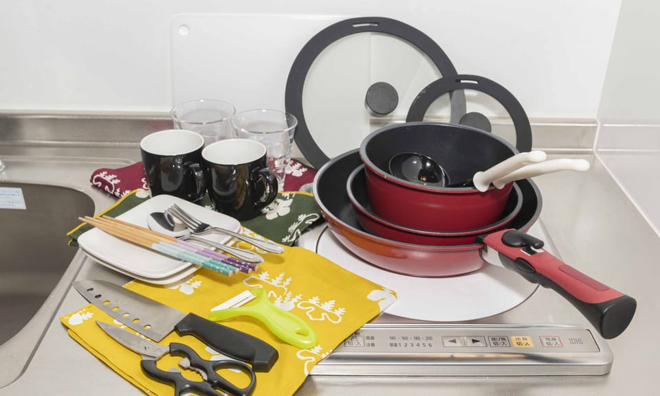 Fridge, microwave, stovetop, electric kettle